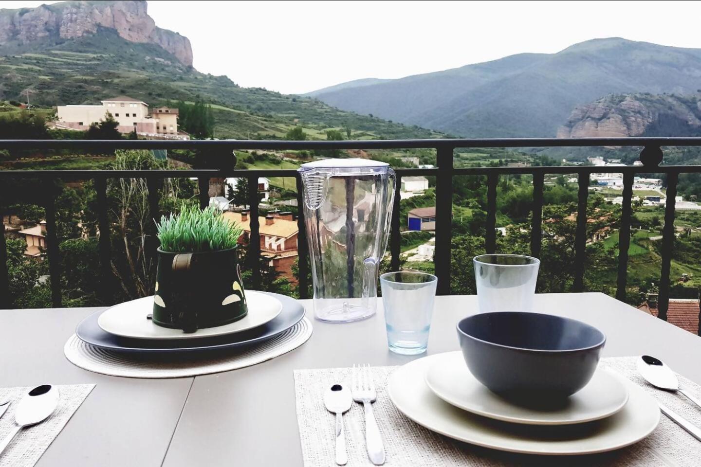 Un Apartamento Con Vistas Viguera Exterior photo